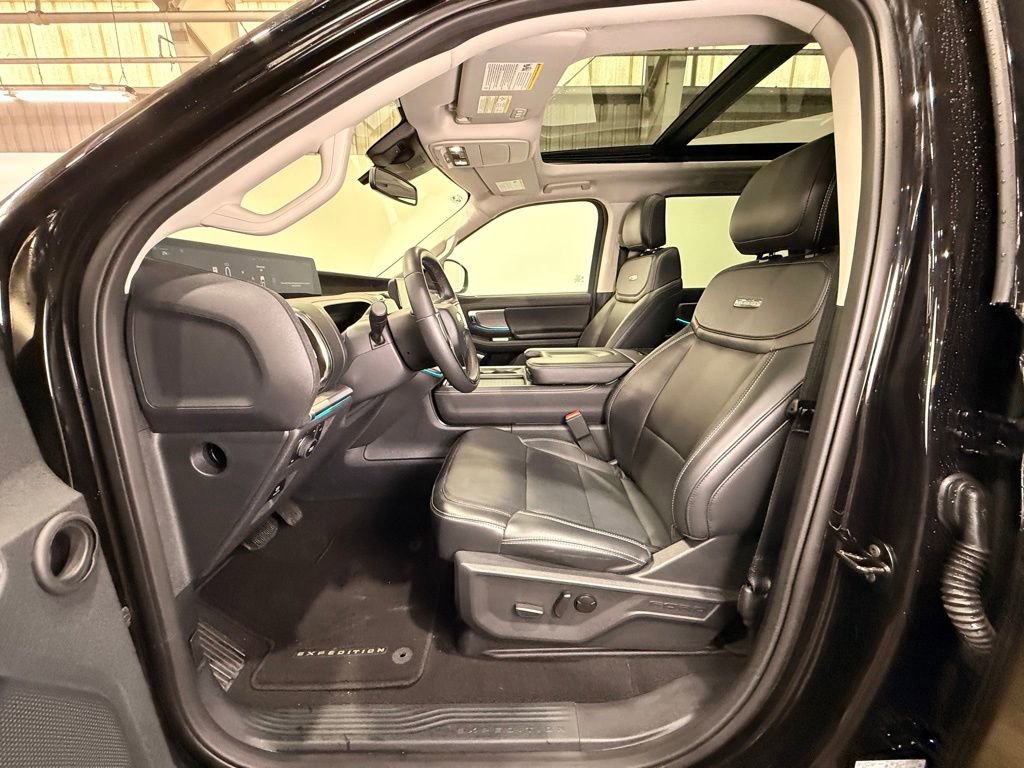 Certified 2025 Ford Expedition Max Platinum AWD/4WD image 18