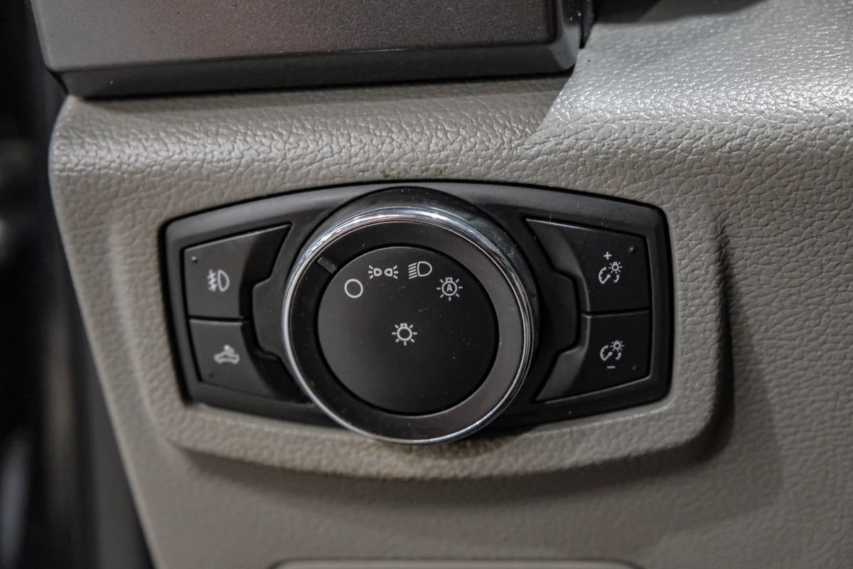Used 2016 Ford F150 XLT w/ Equipment Group 302A Luxury RWD image 27
