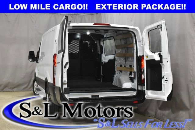 Used 2024 Ford Transit 250 Low Roof w/ Exterior Upgrade Package image 15