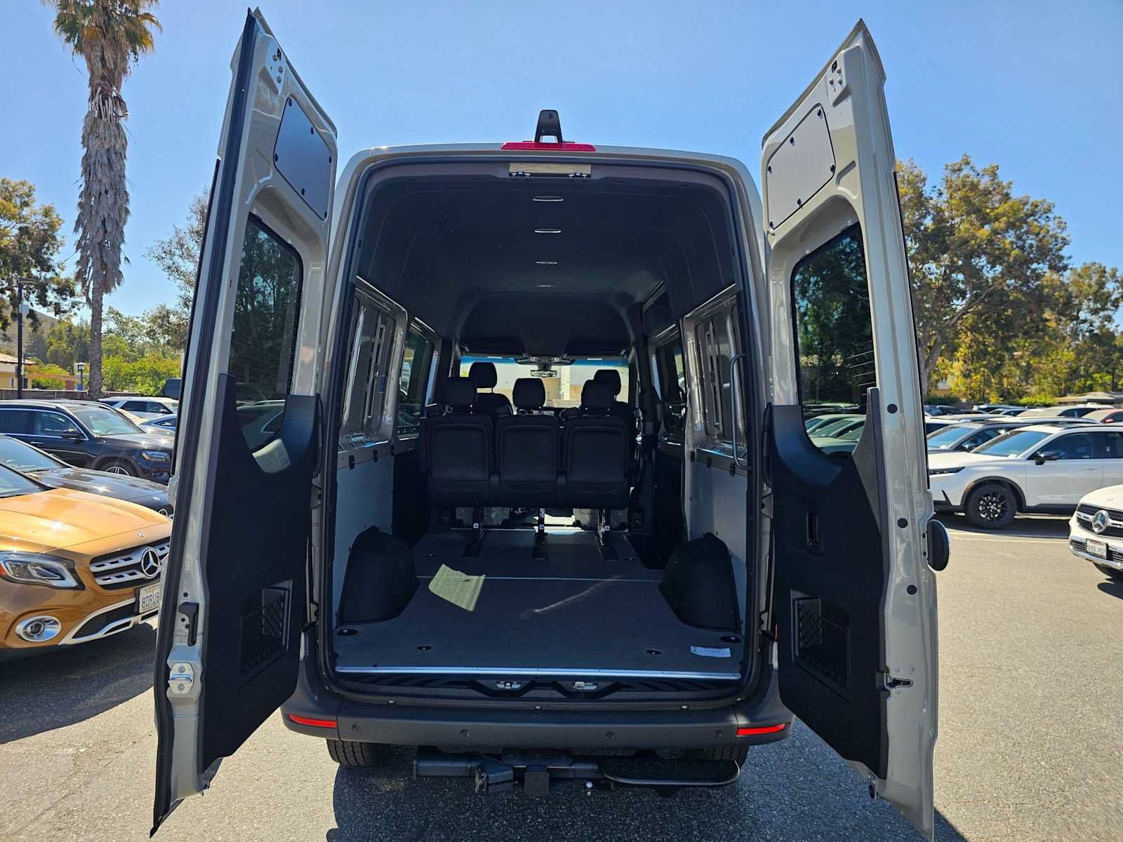 New 2026 Mercedes-Benz Sprinter 2500 image 18