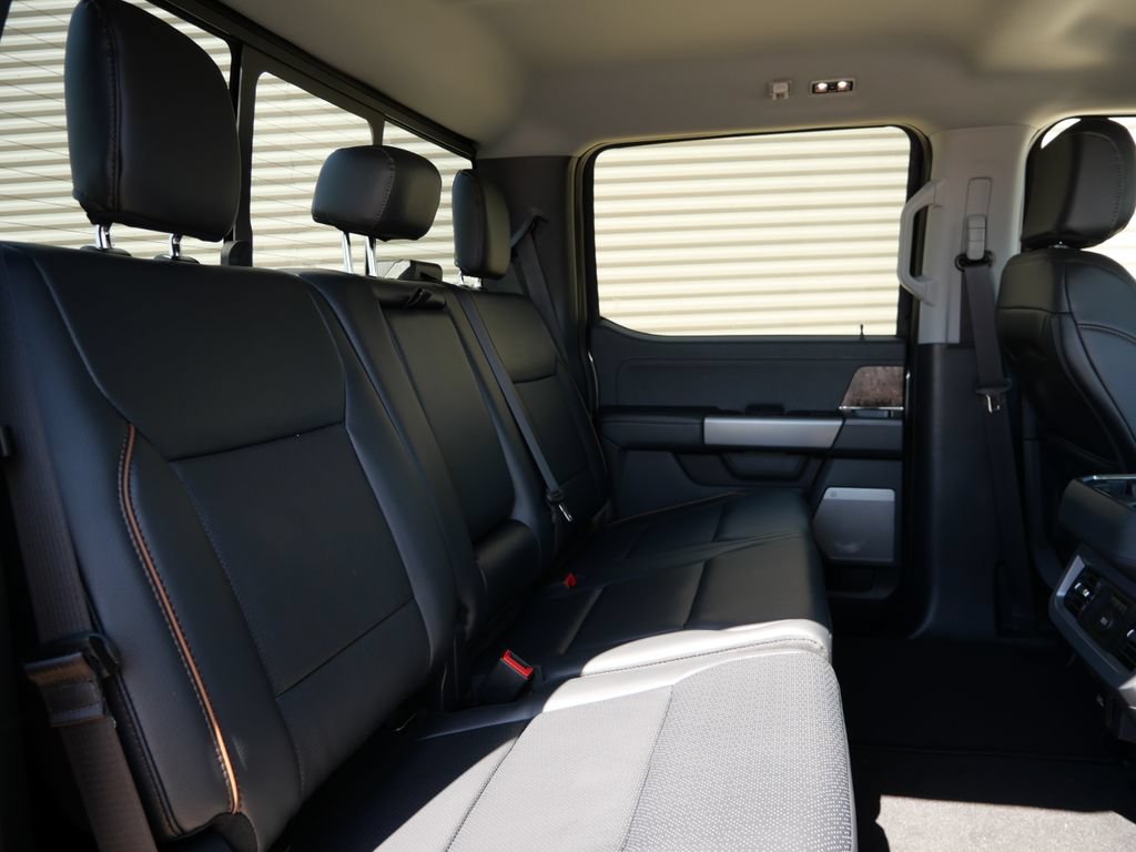 New 2026 Ford F350 Lariat w/ Black Appearance Package AWD/4WD image 16
