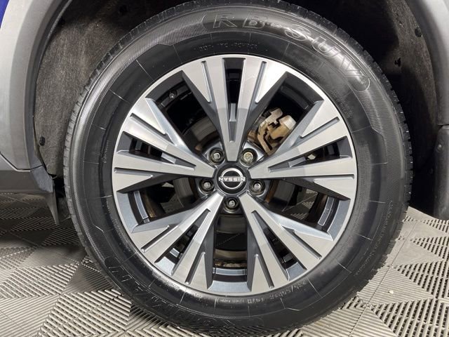Used 2022 Nissan Rogue SV image 14