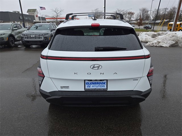 Certified 2025 Hyundai Kona SEL image 7