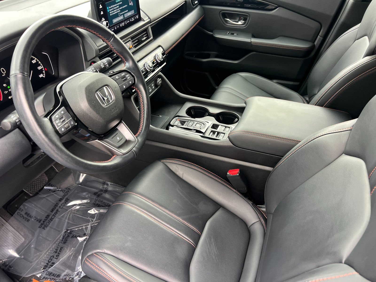 Used 2025 Honda Pilot TrailSport image 10