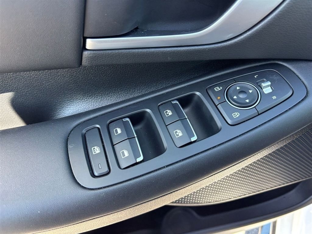 New 2026 Hyundai Sonata SEL FWD image 11