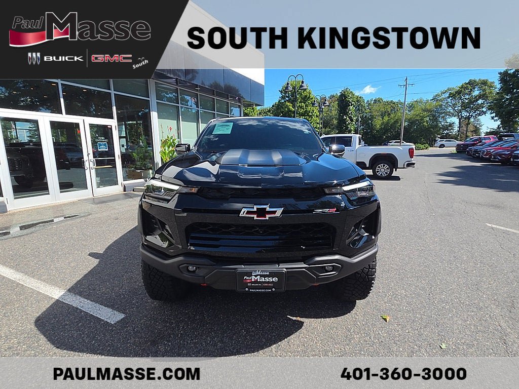 Used 2024 Chevrolet Colorado ZR2 w/ ZR2 Bison Edition AWD/4WD image 2