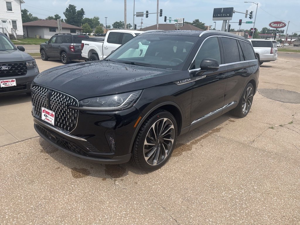New 2025 Lincoln Aviator Reserve w/ Equipment Group 201A image 2