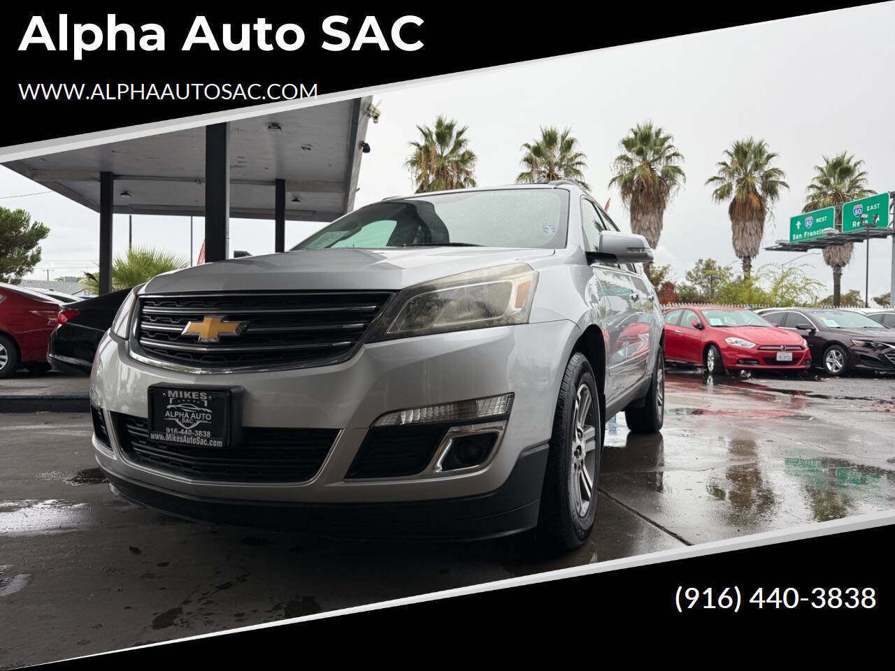 Used 2017 Chevrolet Traverse LT