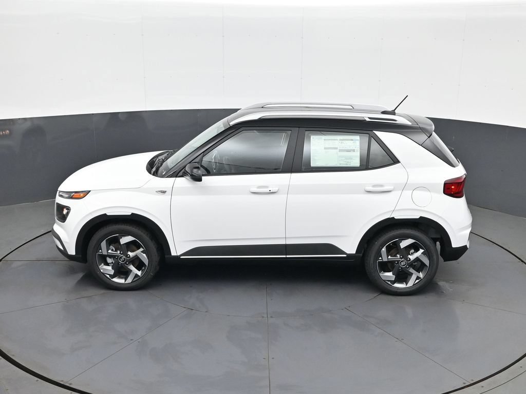 New 2026 Hyundai Venue SEL FWD image 20