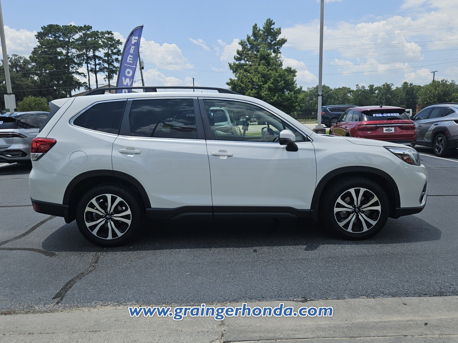 Used 2021 Subaru Forester Limited w/ Popular Package #3 AWD/4WD image 6