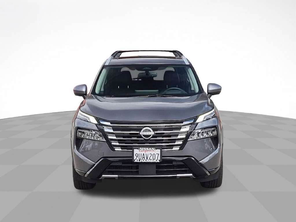 Certified 2025 Nissan Rogue Platinum w/ Platinum Premium Package AWD/4WD image 2