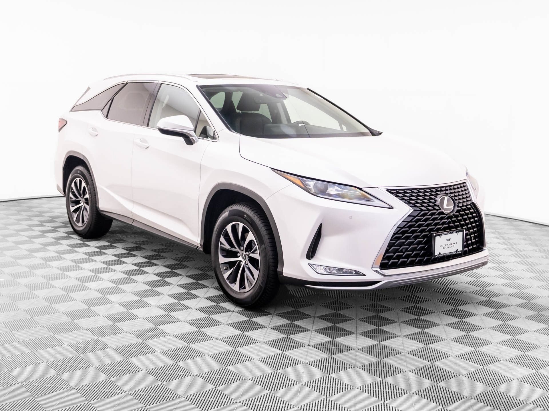 Used 2022 Lexus RX 350L Premium w/ Premium Package AWD/4WD image 7