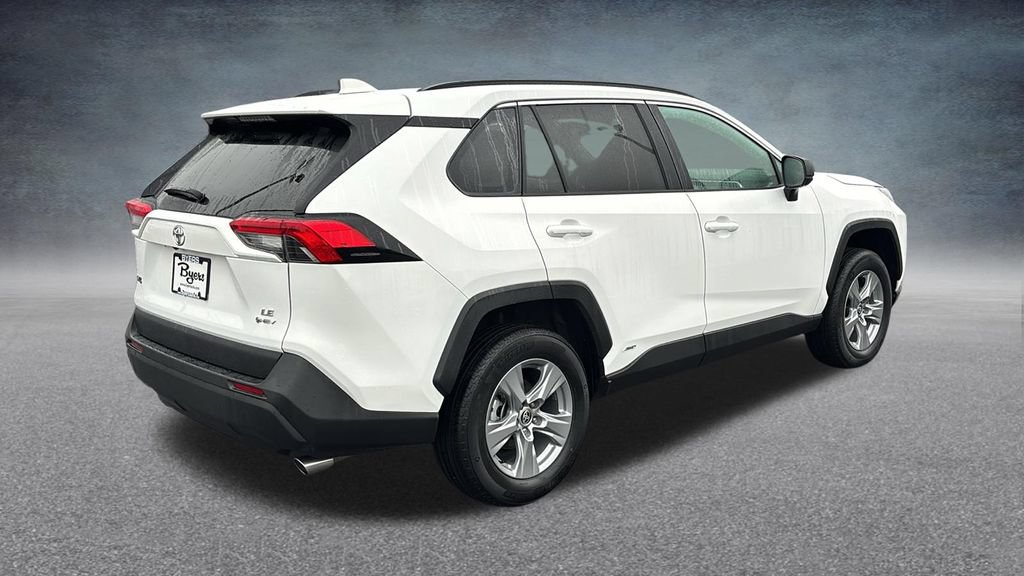 Used 2025 Toyota RAV4 LE AWD/4WD image 27