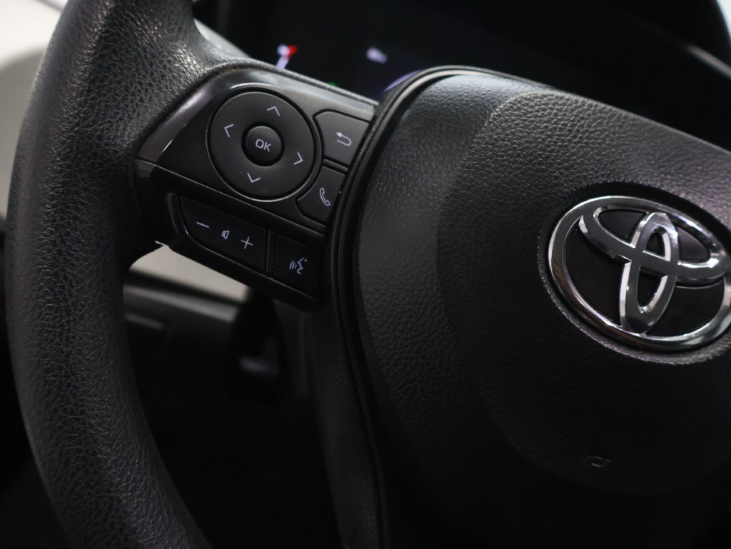 Used 2026 Toyota Corolla LE FWD image 18