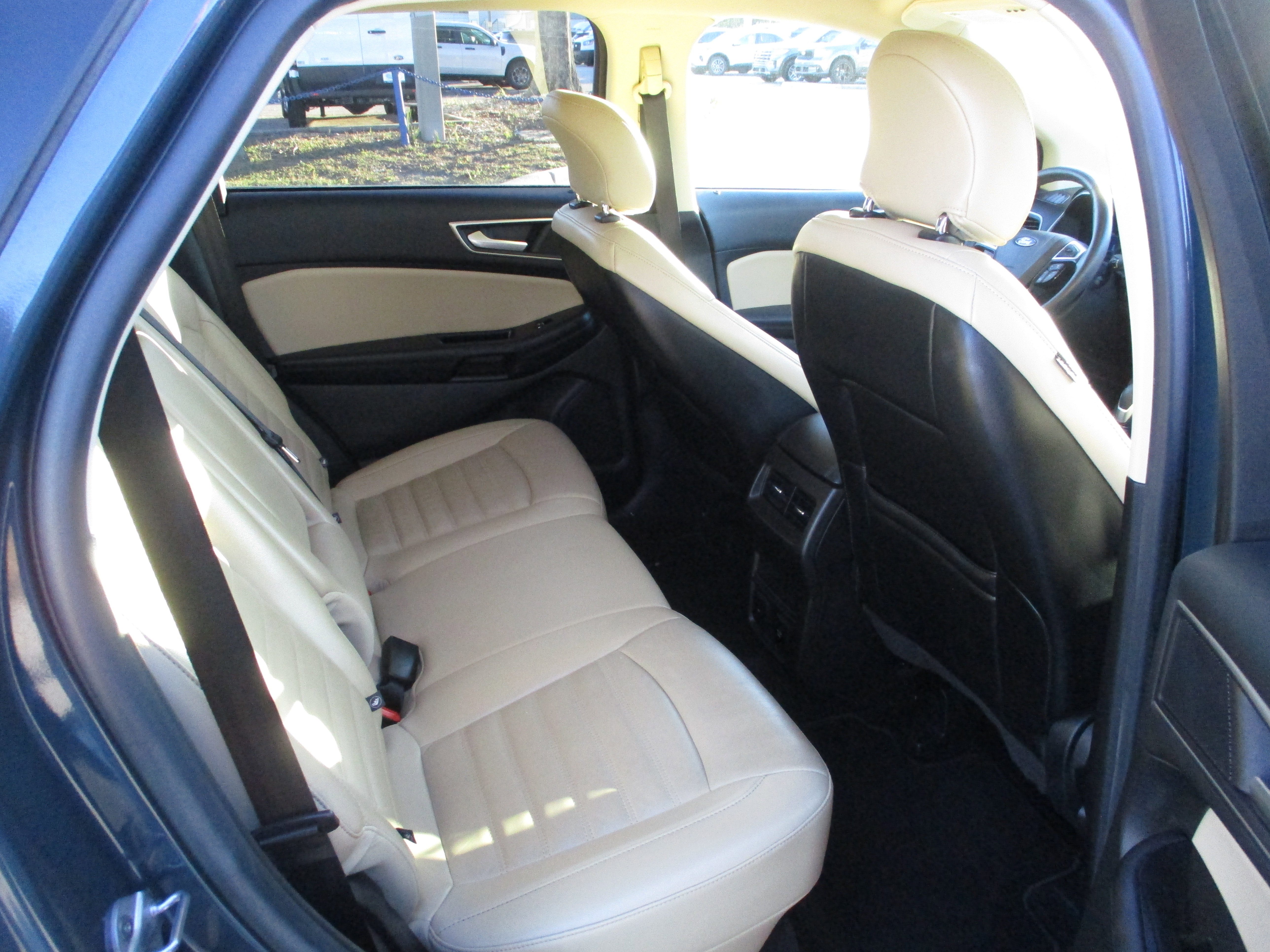 Used 2016 Ford Edge SEL w/ Equipment Group 201A image 12