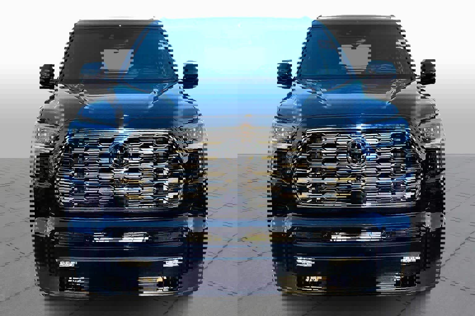 Used 2026 Toyota Sequoia Platinum image 4