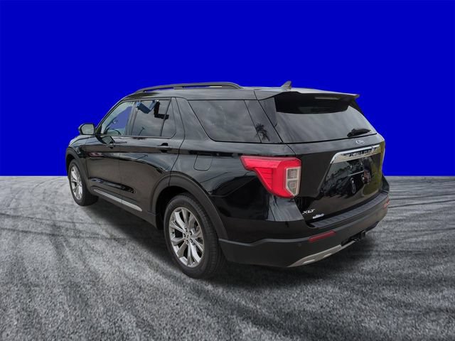 Certified 2023 Ford Explorer XLT w/ Equipment Group 202A RWD image 6