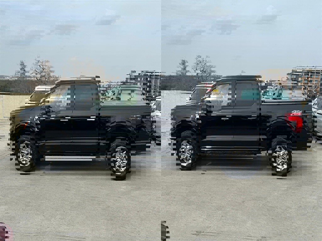 Used 2024 Ford F150 XLT image 4