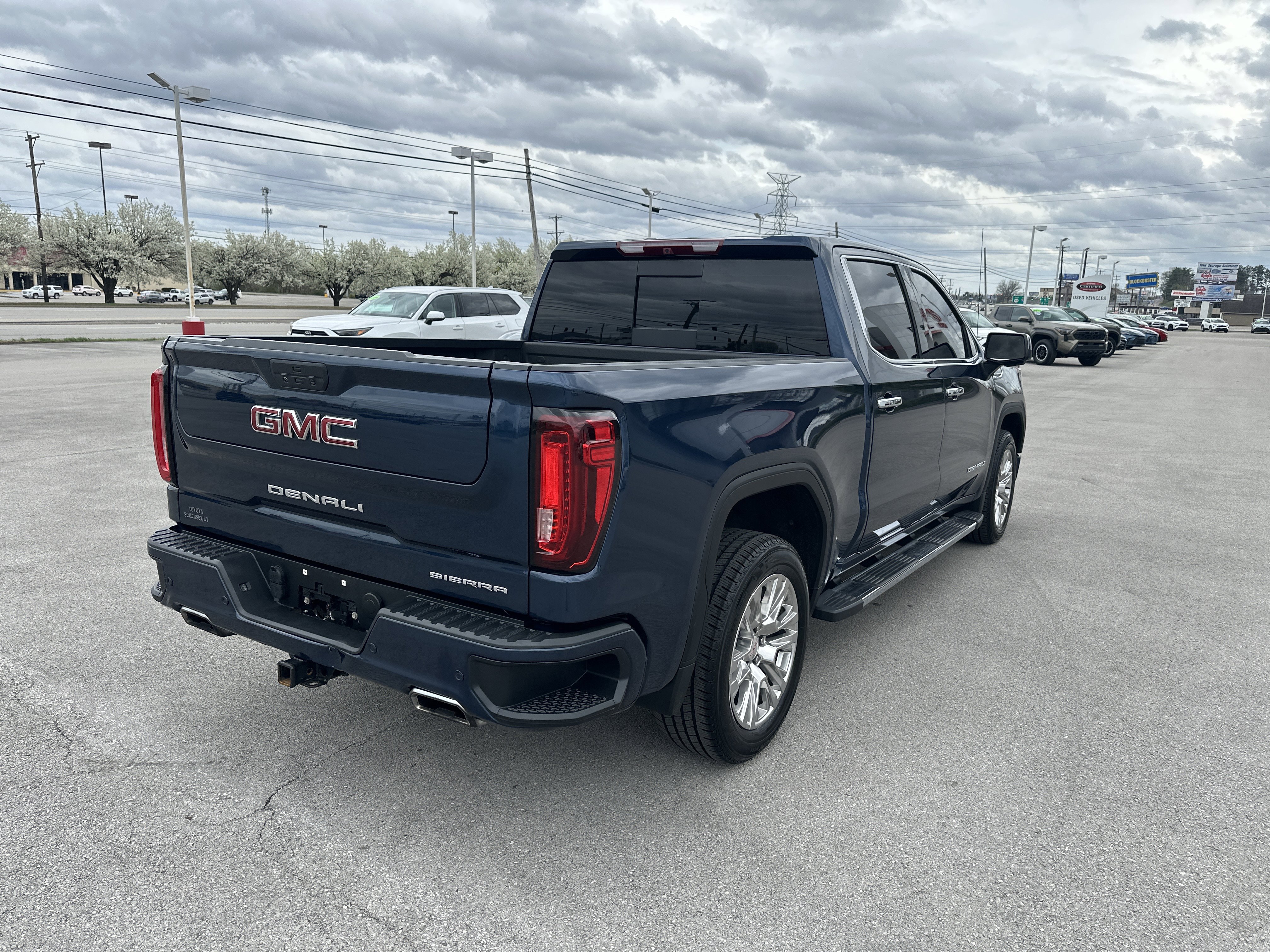 Used 2019 GMC Sierra 1500 Denali w/ Technology Package image 5