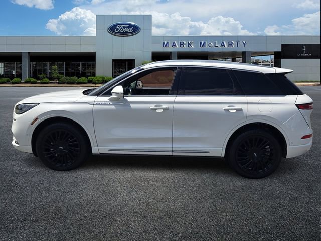 Used 2021 Lincoln Corsair Reserve w/ Equipment Group 201A image 2