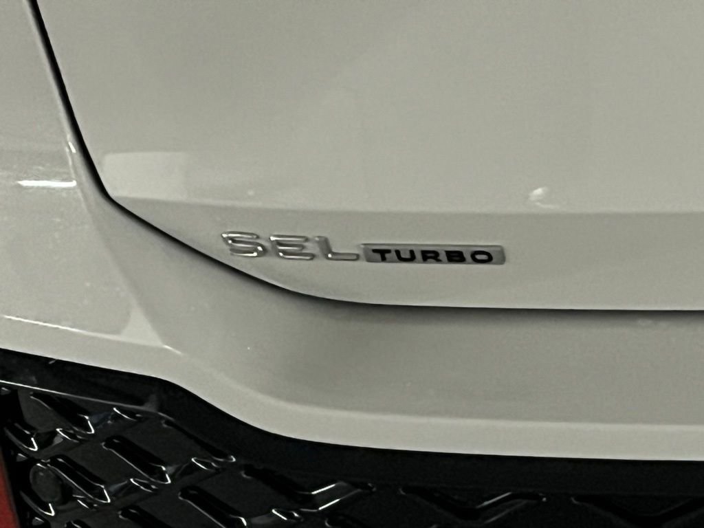 New 2026 Volkswagen Tiguan SEL R-Line image 38