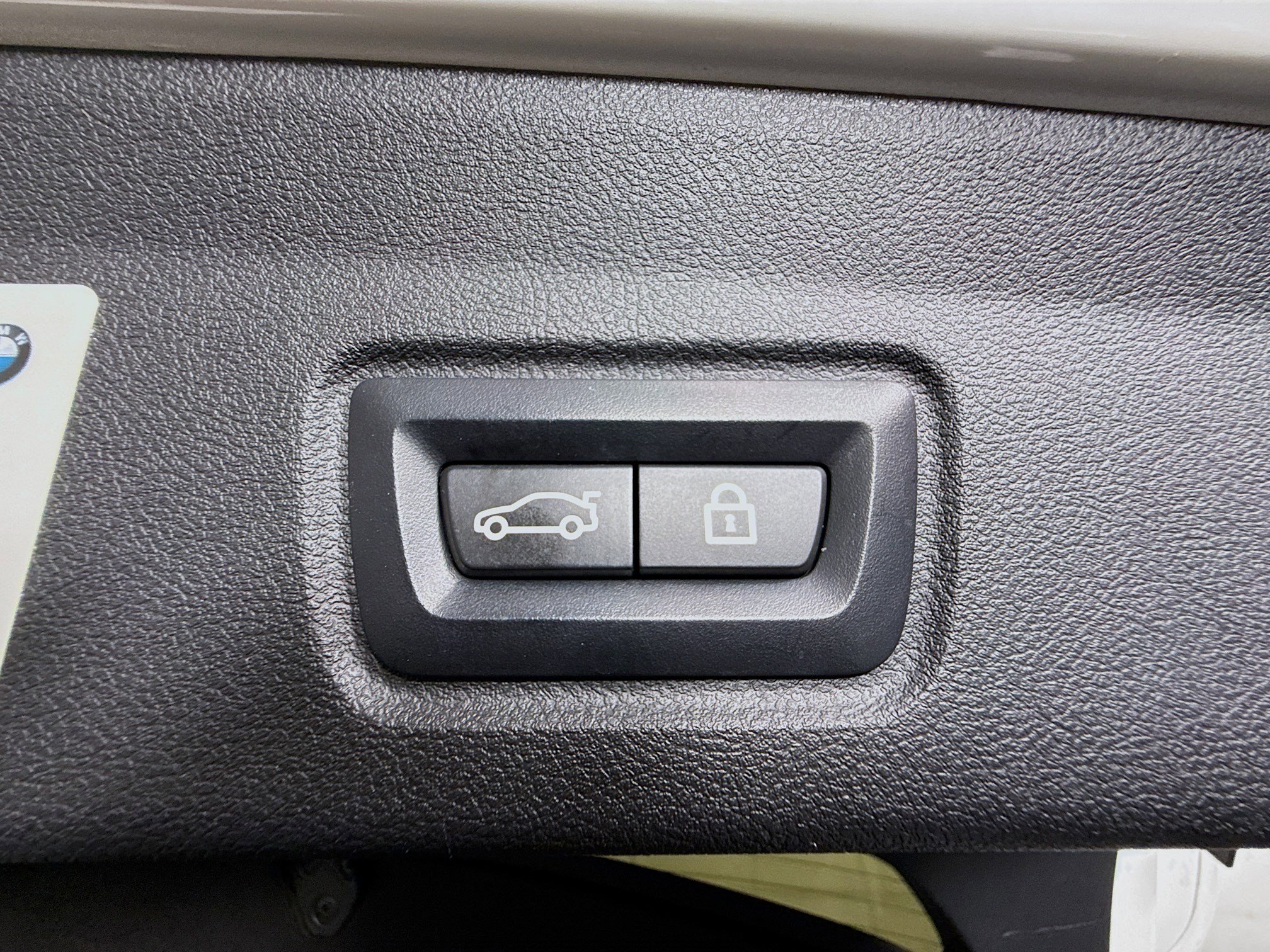 Used 2023 BMW i4 eDrive40 RWD image 42
