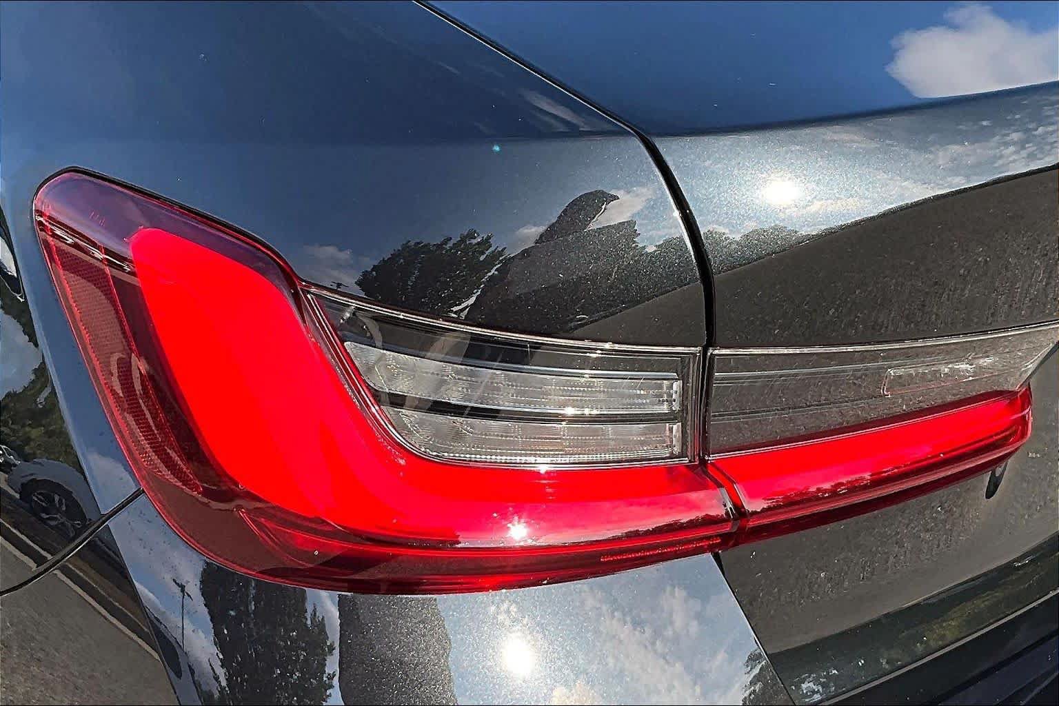 Used 2025 BMW 330i Sedan RWD image 29