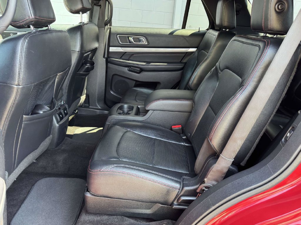 Used 2016 Ford Explorer Sport w/ Equipment Group 401A AWD/4WD image 18