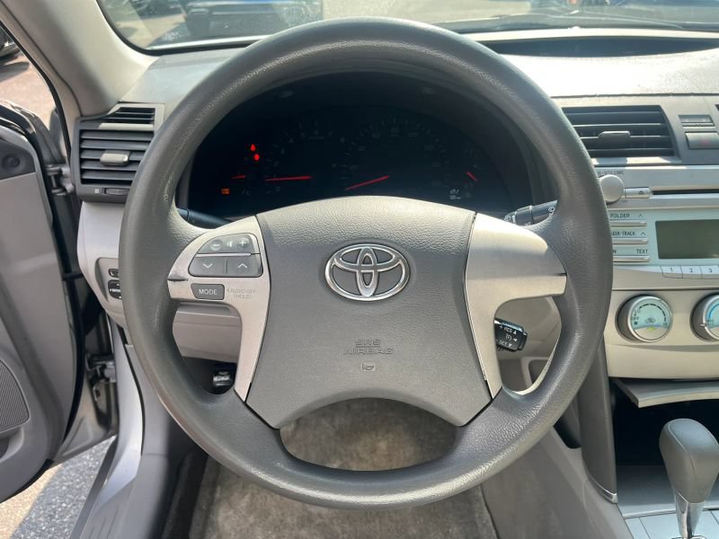 Used 2007 Toyota Camry LE FWD image 20
