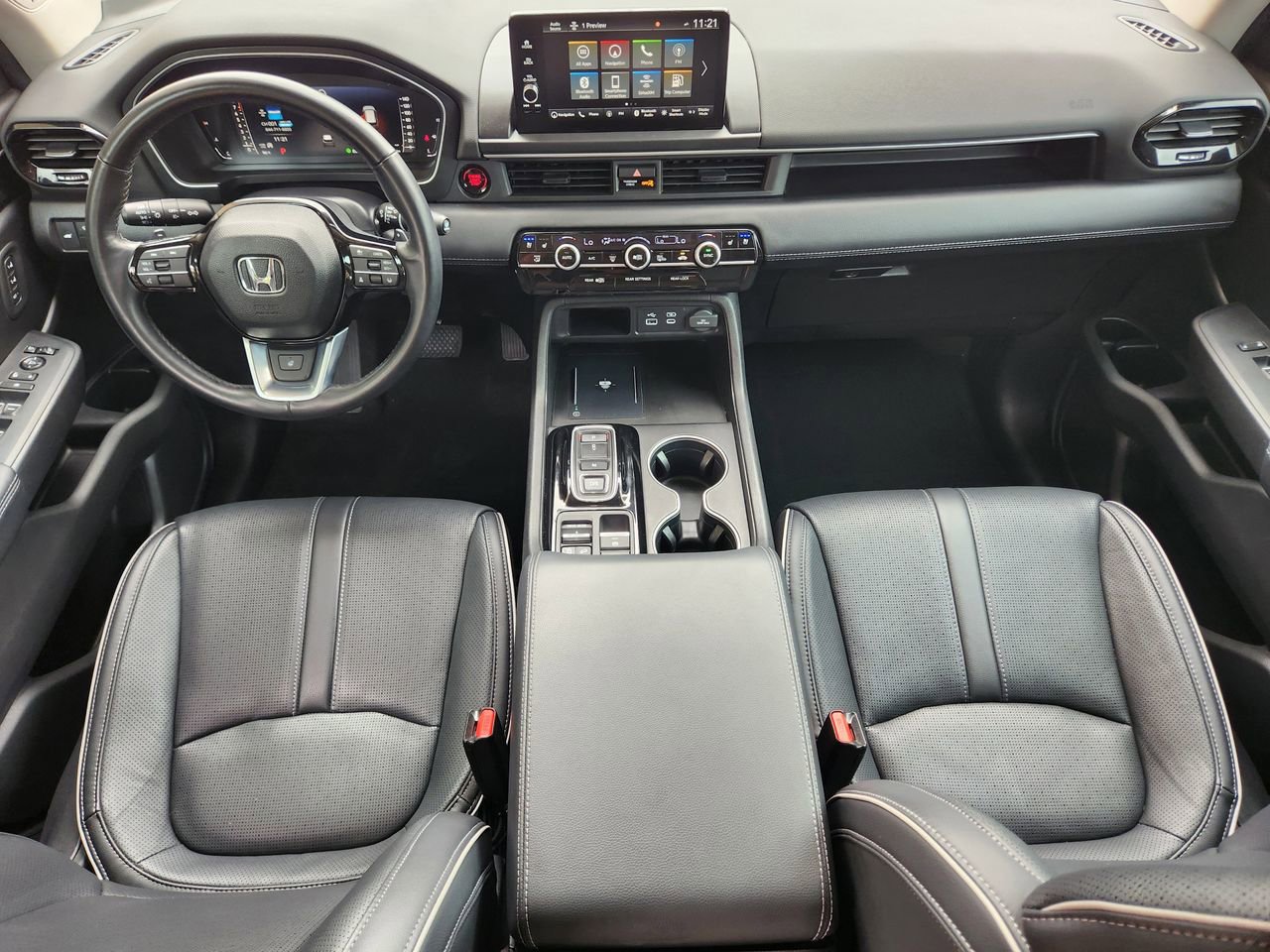 Used 2024 Honda Pilot Elite image 25