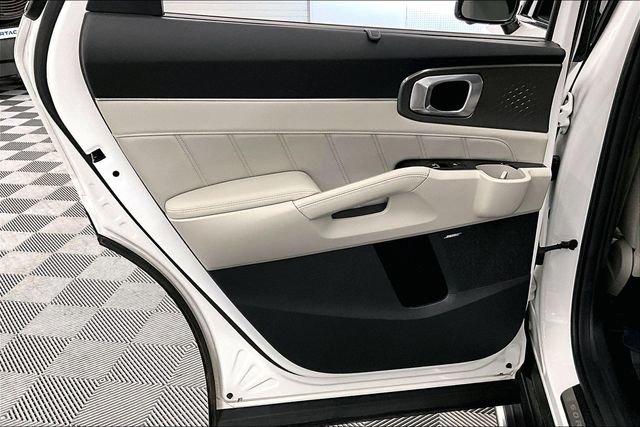 Used 2023 Kia Sorento SX Prestige image 21