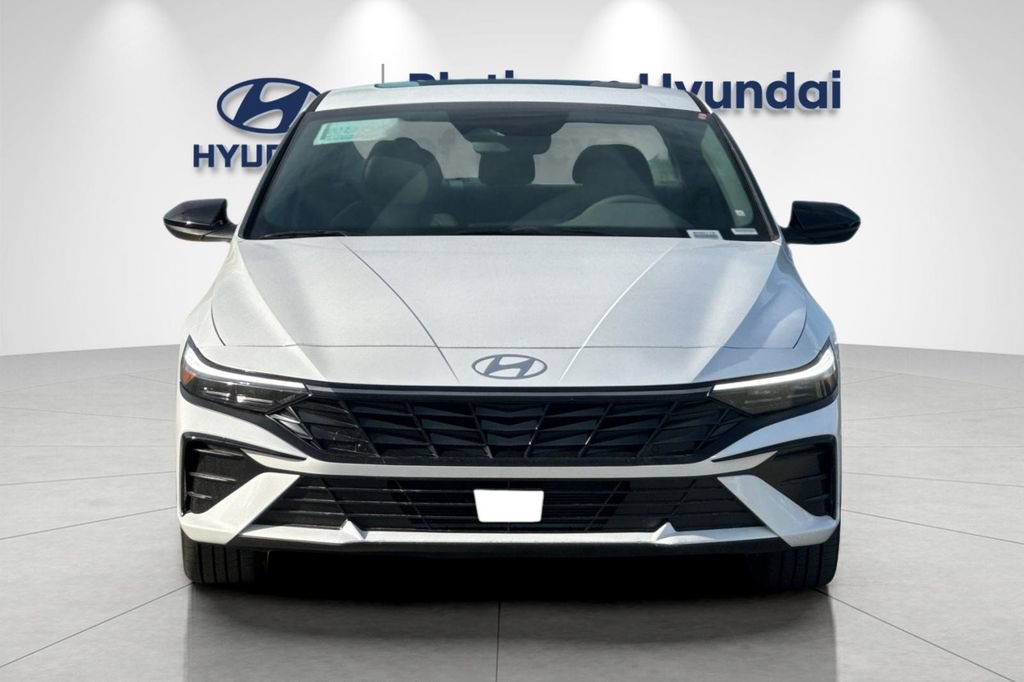 New 2026 Hyundai Elantra SEL Sport Premium FWD image 9