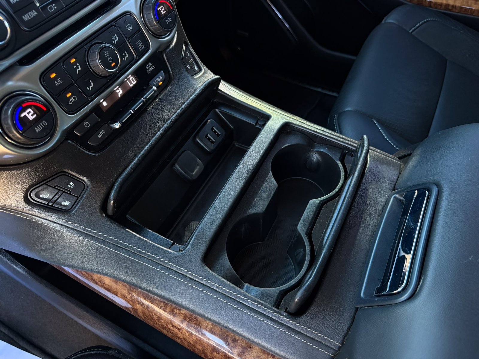 Used 2019 Chevrolet Tahoe Premier RWD image 19