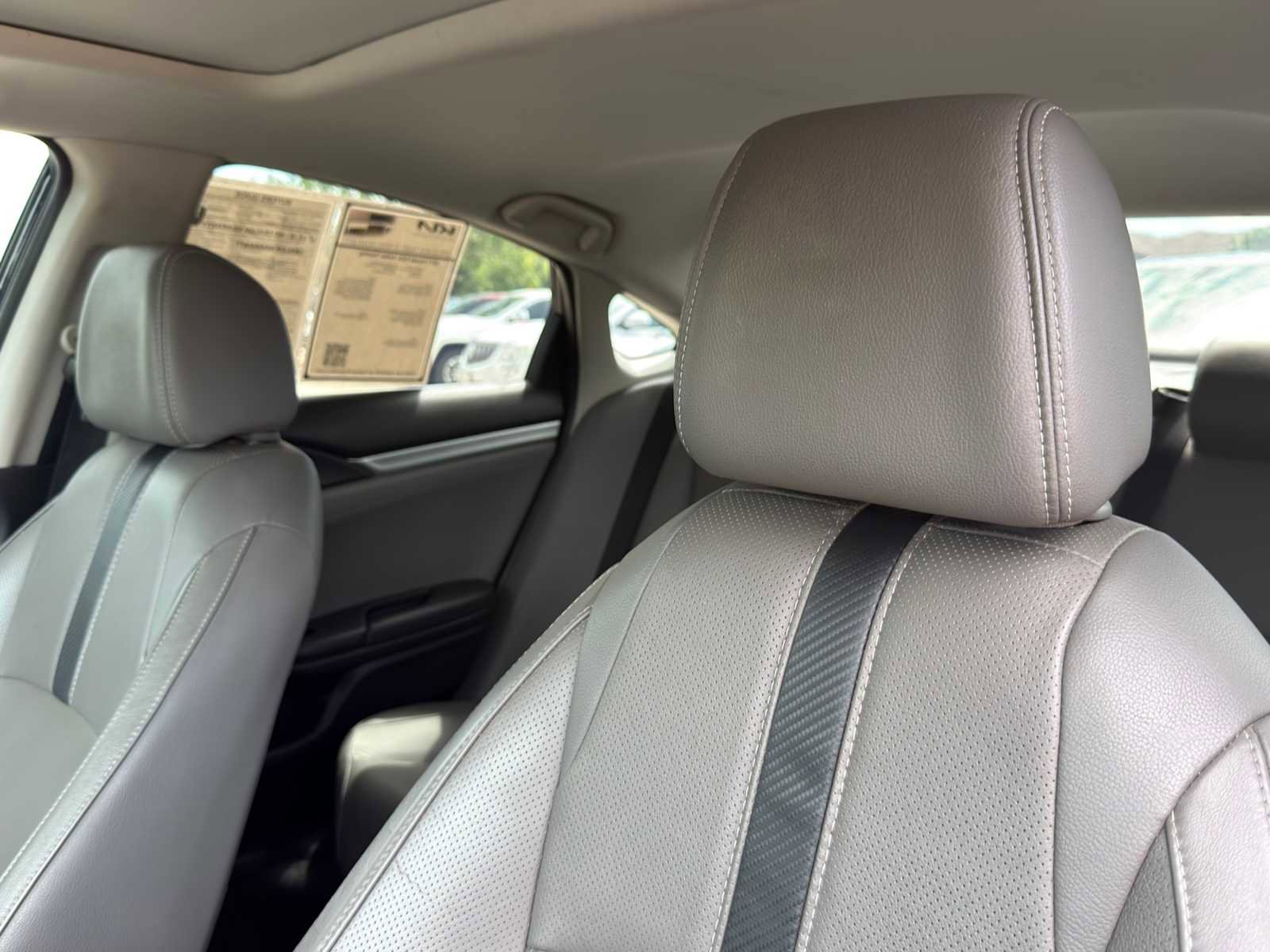 Used 2017 Honda Civic Touring image 11