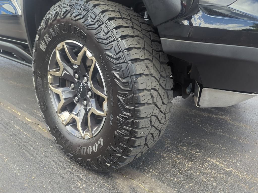 Certified 2024 Chevrolet Colorado ZR2 AWD/4WD image 12