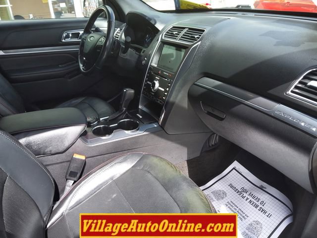 Used 2018 Ford Explorer Sport AWD/4WD image 29