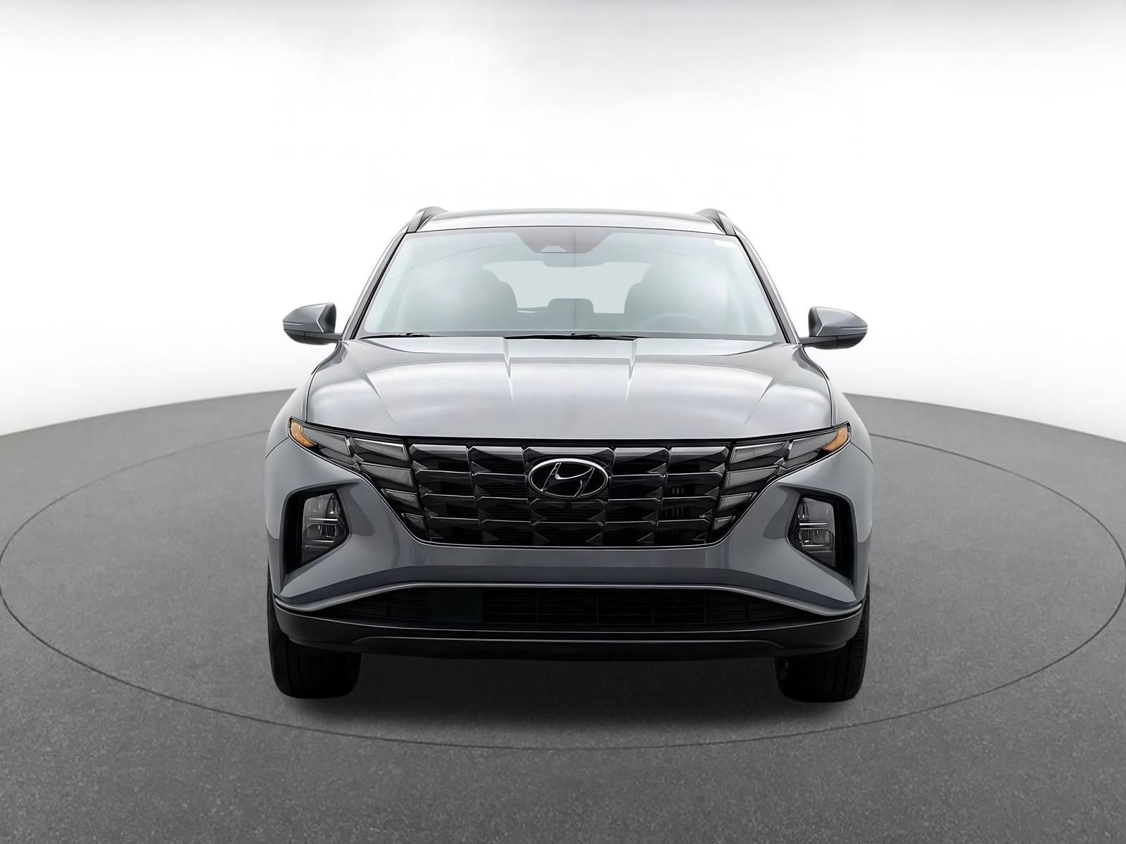 Used 2025 Hyundai Tucson SEL FWD image 2