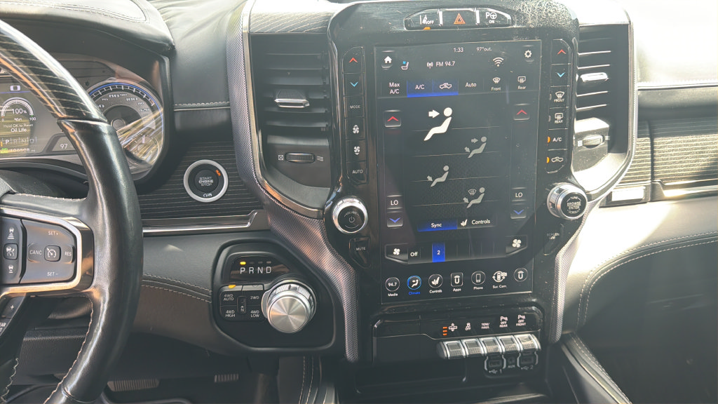 Used 2020 RAM 1500 Limited w/ Black Appearance Package AWD/4WD image 15
