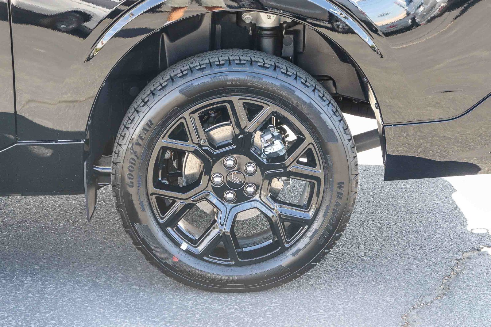 New 2026 Ford Maverick Lobo AWD/4WD image 9
