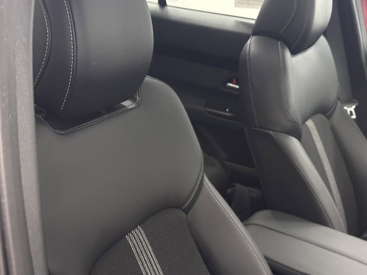 Certified 2025 MAZDA CX-50 AWD 2.5 S w/ Weather Package image 11