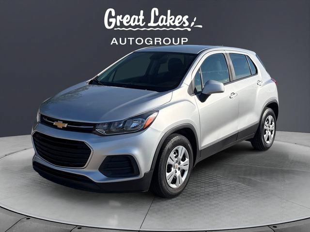 Used 2017 Chevrolet Trax LS FWD image 1