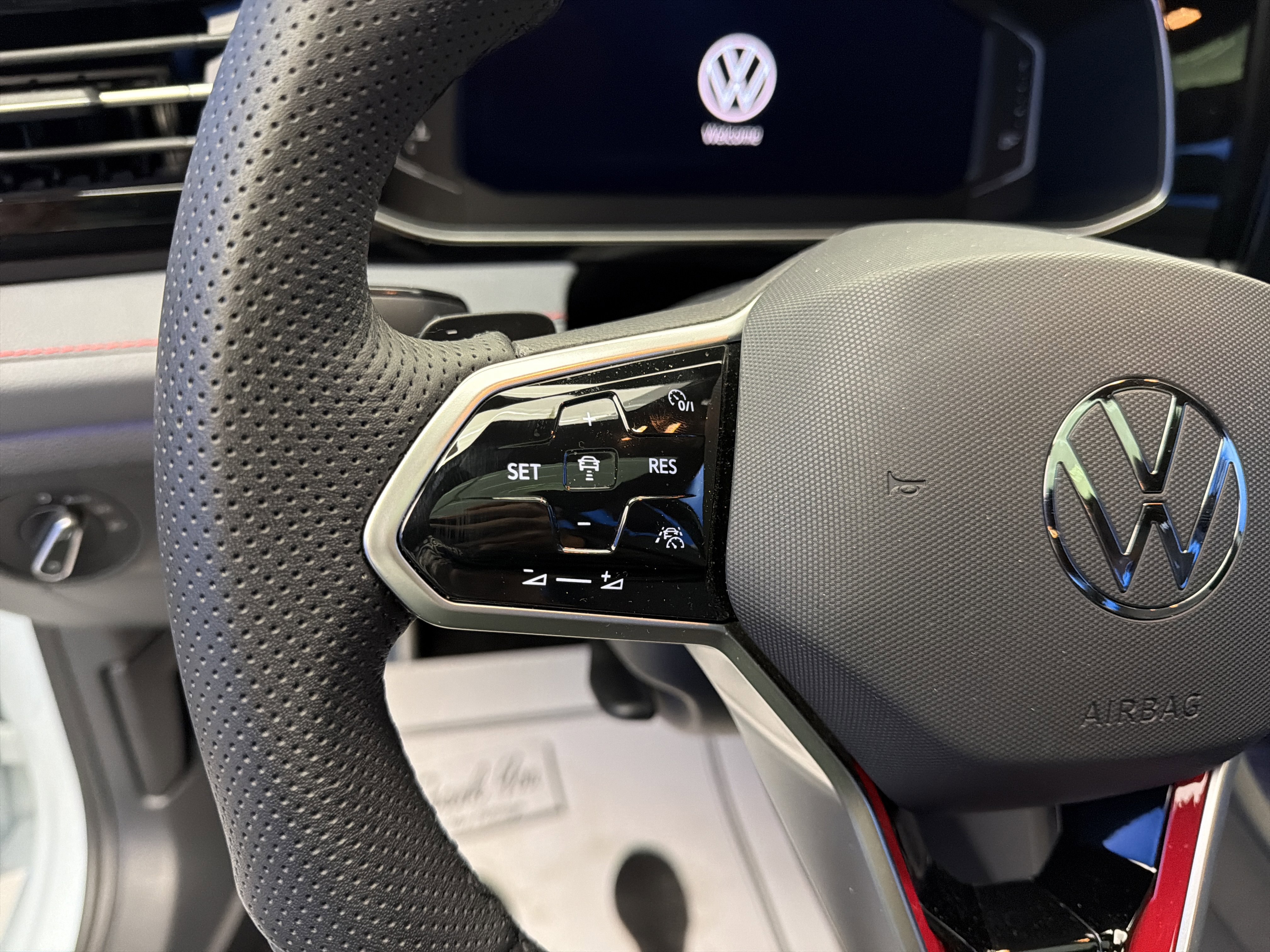 Used 2025 Volkswagen Jetta GLI Autobahn image 16