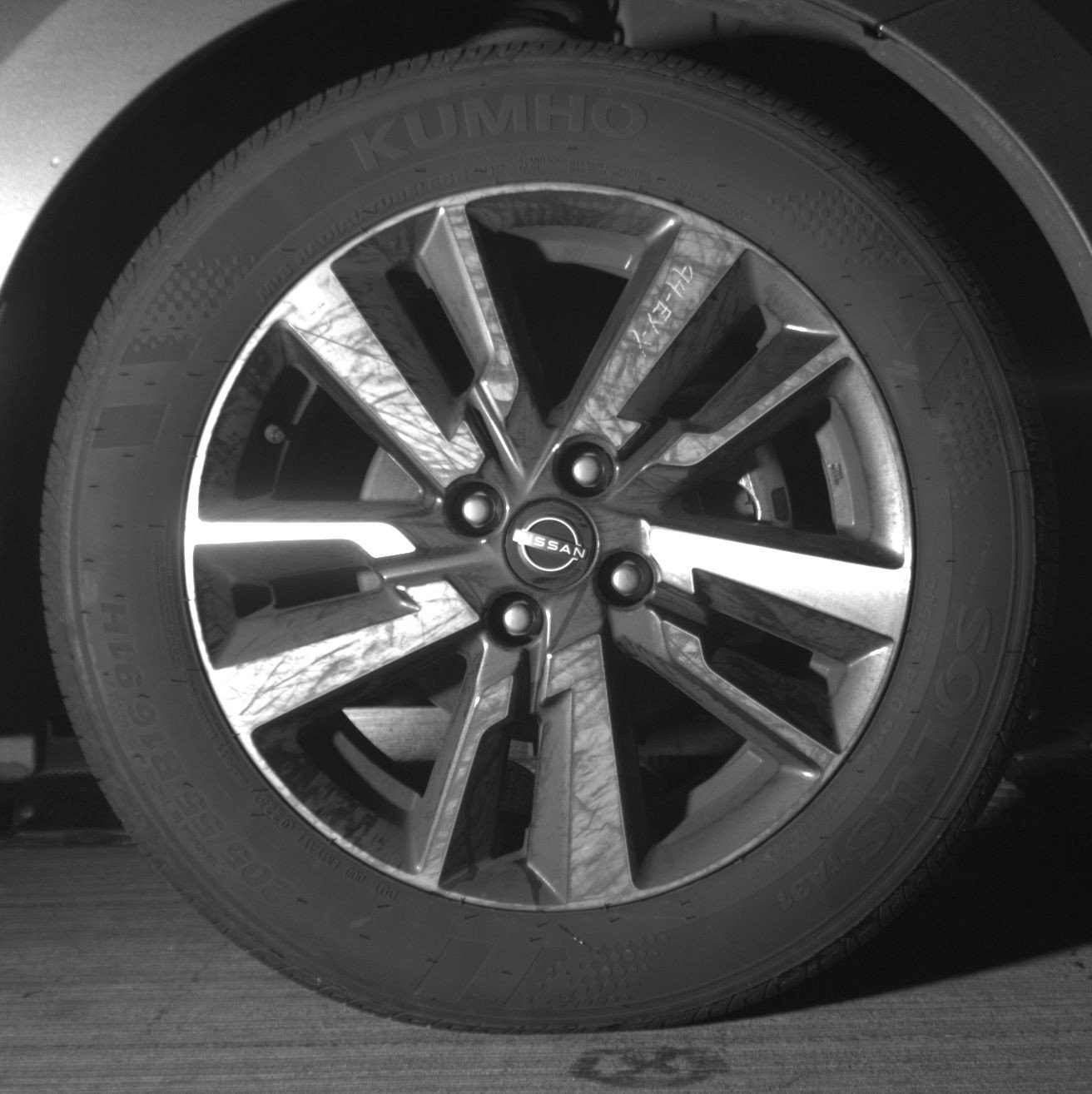 Used 2025 Nissan Versa SV image 13