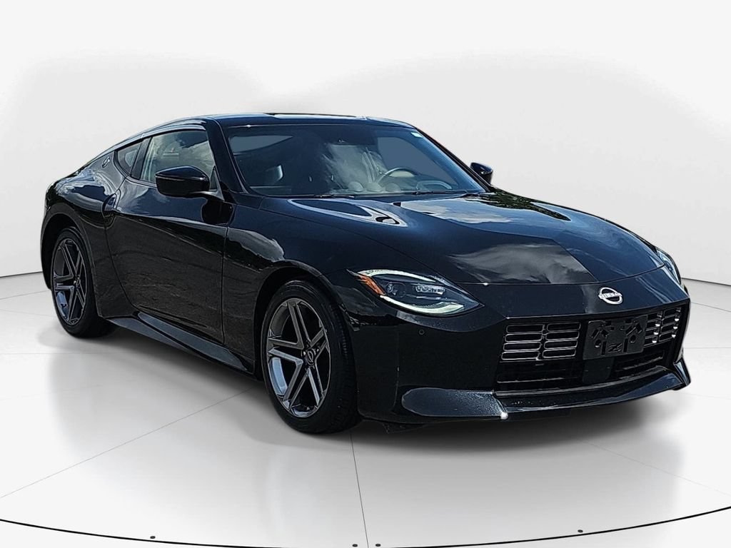 Used 2025 Nissan Z Performance w/ Floor Mat Package RWD image 3