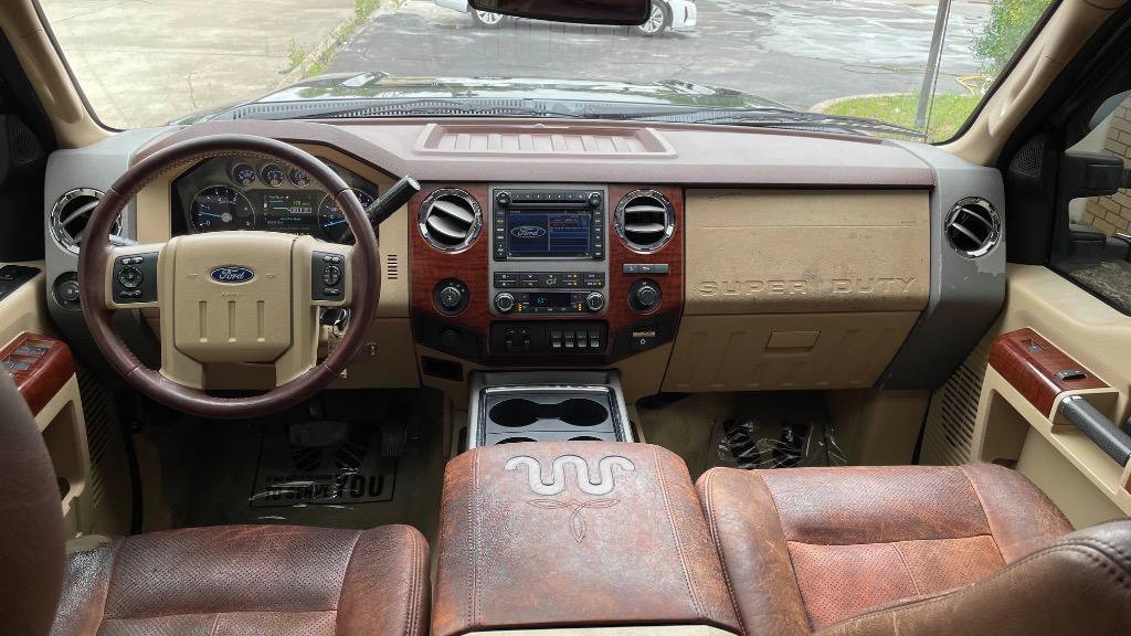 Used 2011 Ford F250 King Ranch w/ King Ranch w/Chrome Pkg AWD/4WD image 10