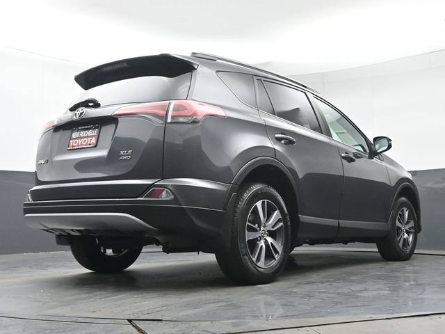 Certified 2018 Toyota RAV4 XLE w/ Plus Extra Value Package AWD/4WD image 32