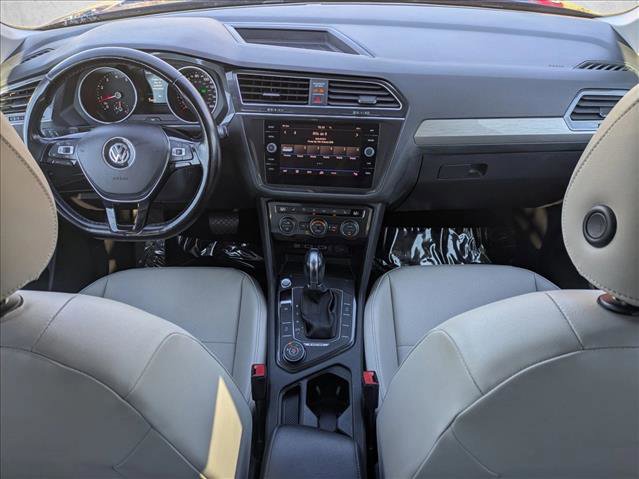 Used 2018 Volkswagen Tiguan SE image 16