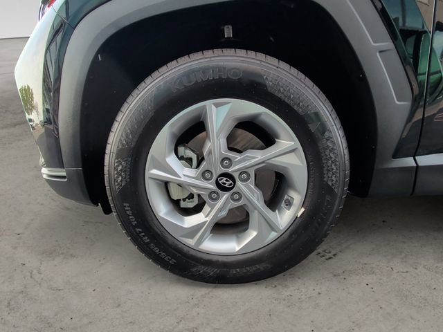Certified 2024 Hyundai Tucson SE image 14