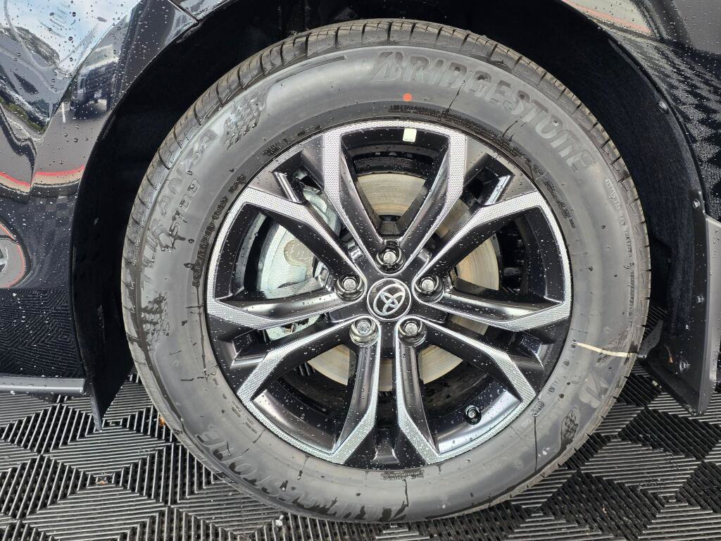 New 2026 Toyota Sienna Platinum AWD/4WD image 10