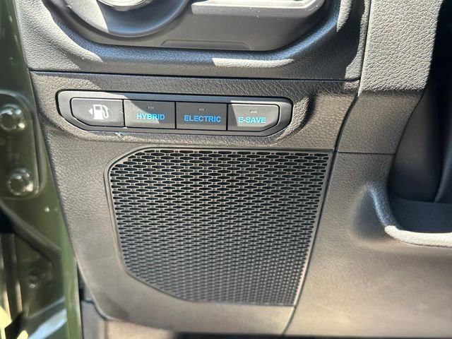 Used 2024 Jeep Wrangler High Altitude AWD/4WD image 17